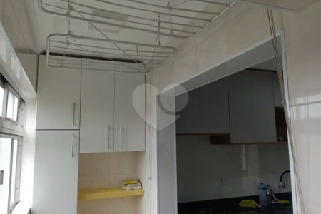 Apartamento à venda no Jabaquara com 2 quartos e 1 vaga