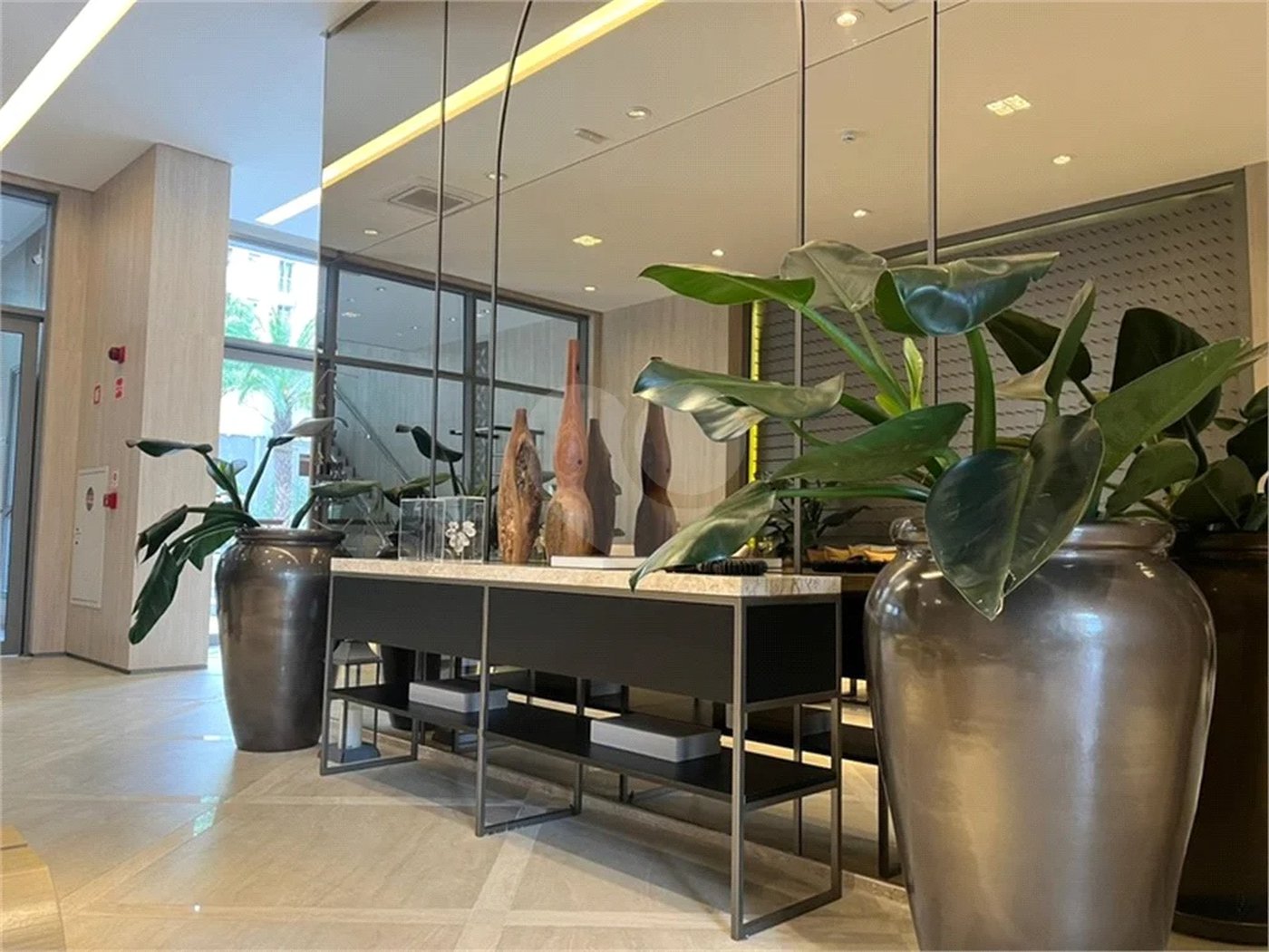 Apartamento mobiliado com 44 m2, 1 dormitório e 1 vaga a venda nos Jardins