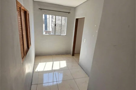 Sobrado à venda com 4 quartos, sendo 1 suíte, em Rio Pequeno, São Paulo, SP