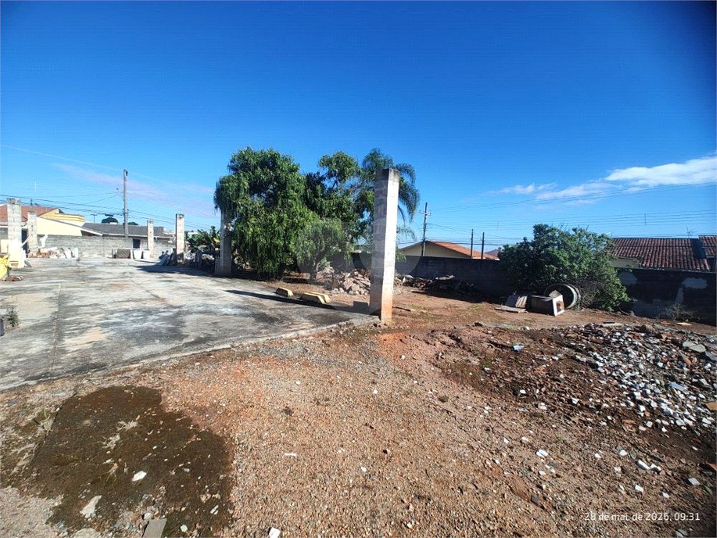 Terreno em Atibaia com 2.784 metros para construção de apartamentos ou salões comerciais, excelente localização