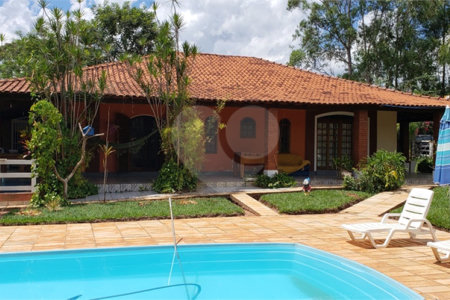 Sitio para venda.