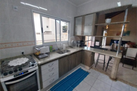 Casa Térrea Disponível para Locação e Venda no Condomínio Vilaggio Capriccio