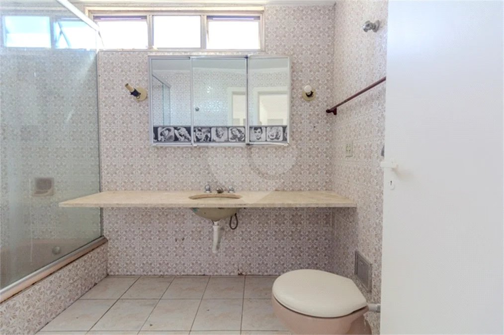 APARTAMENTO À VENDA NO PARAÍSO, 115m2, AMPLO, 2 QUARTOS