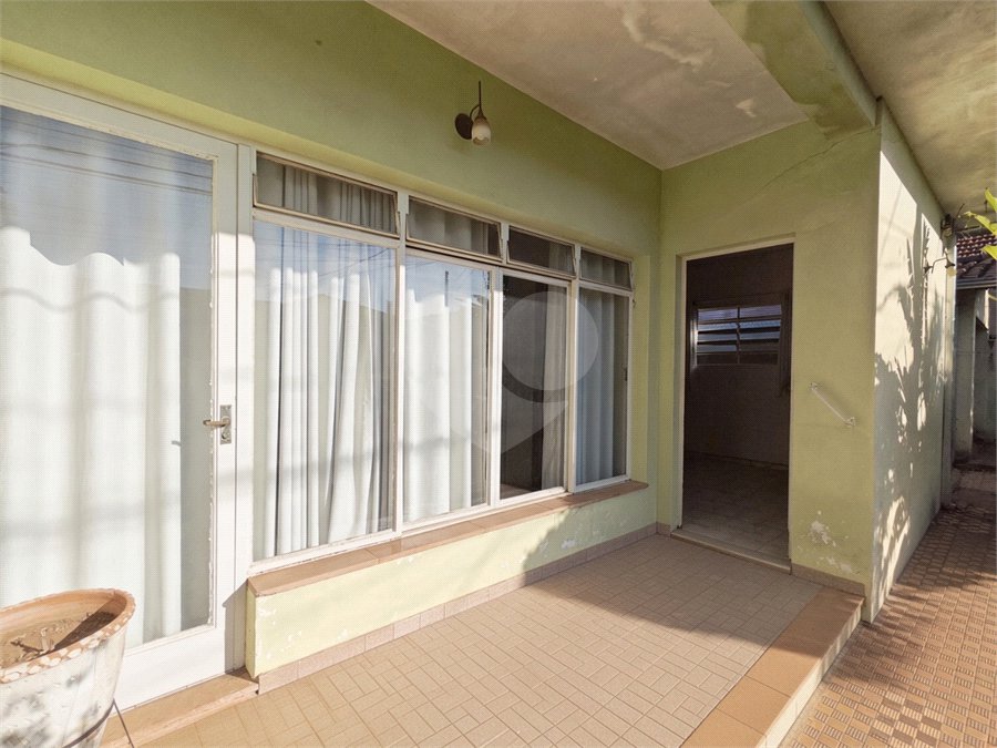 Casa Térrea Charmosa e Espaçosa na Vila Prado: Conforto, Praticidade e Próxima ao Centro!