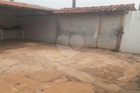 CASA À VENDA – BAIRRO SANTA FELÍCIA