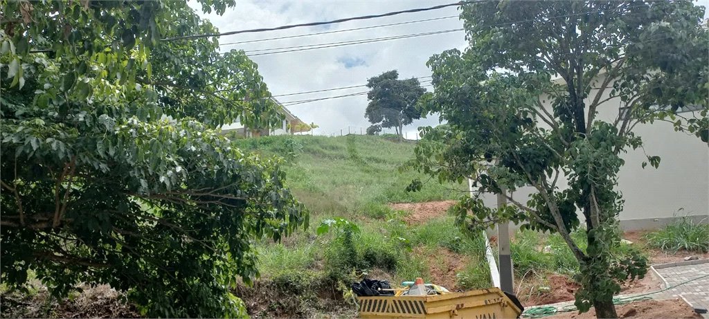Terreno à venda no condomínio Jardim Primavera, Louveira - SP