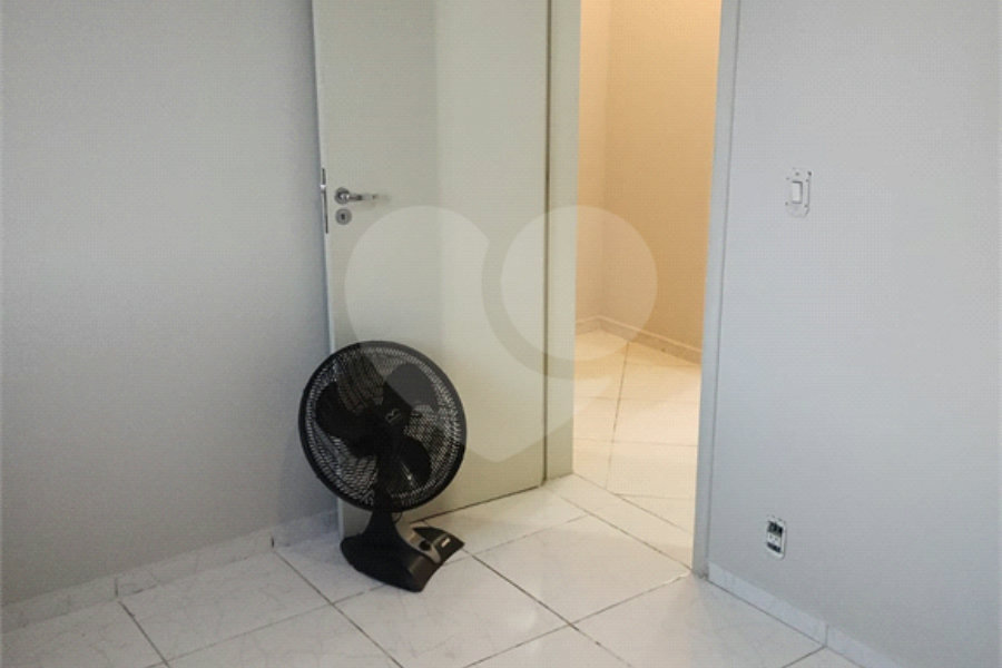 JARAGUÁ – FIT JARAGUÁ. Apartamento lindinho, em condomínio praticamente novo, super organizado e agradável, em local tranquilo com vista livre.