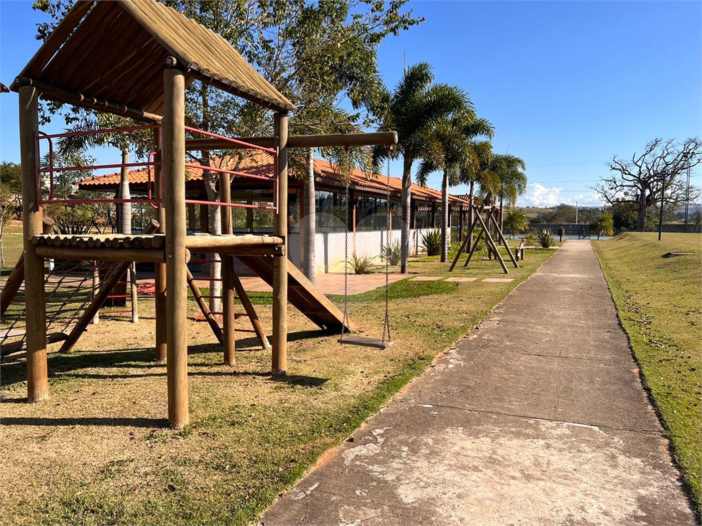 Terreno á venda no Condomínio Residencial Sete Lagos em Itatiba SP REF:947640