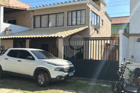 Casa à Venda em Condomínio Fechado no Braga em Cabo Frio com 4 Quartos – Próxima à Praia