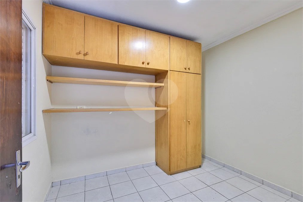 Sobrado à venda com 4 quartos, sendo 1 suíte,  em Interlagos, São Paulo, SP