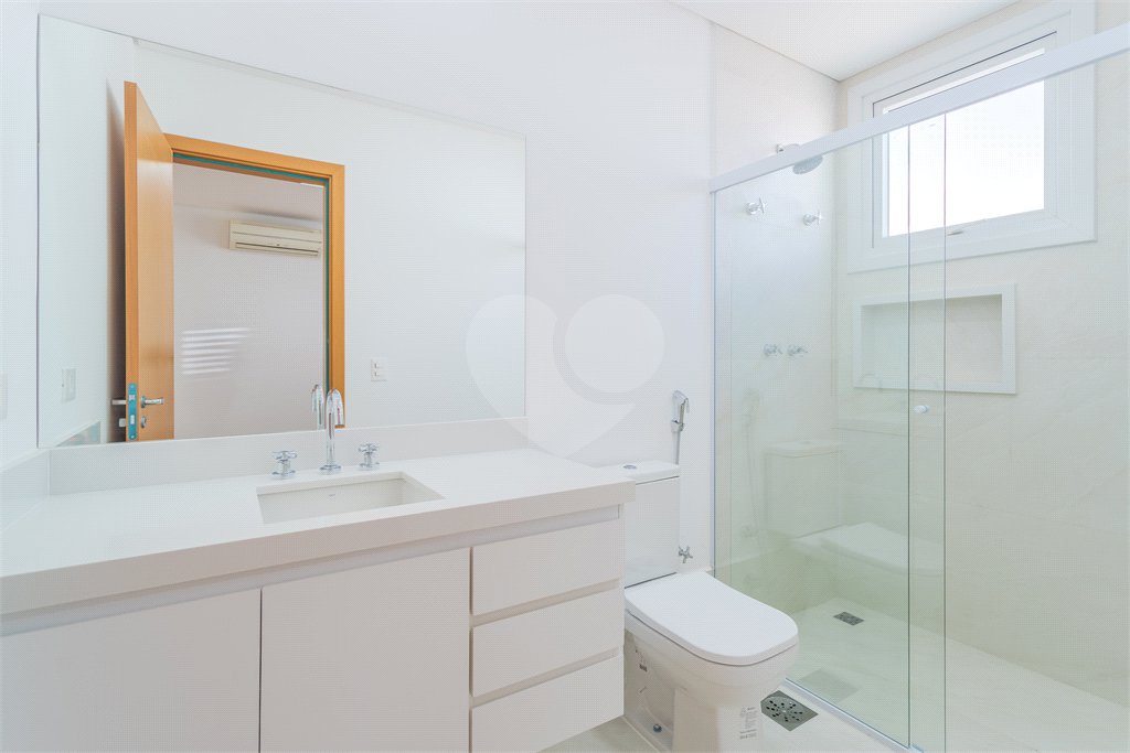 Casa à venda com 4 suítes no condomínio Villagio Quadrifolio, São Paulo - SP