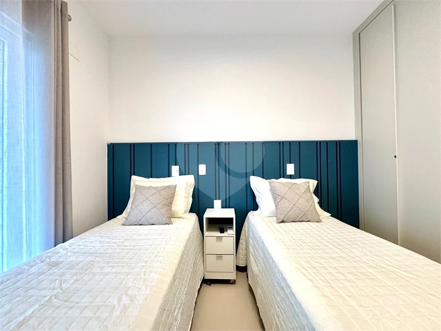 Apartamento à venda com 5 quartos, sendo 4 suítes,  em Riviera de São Lourenço, Bertioga, SP