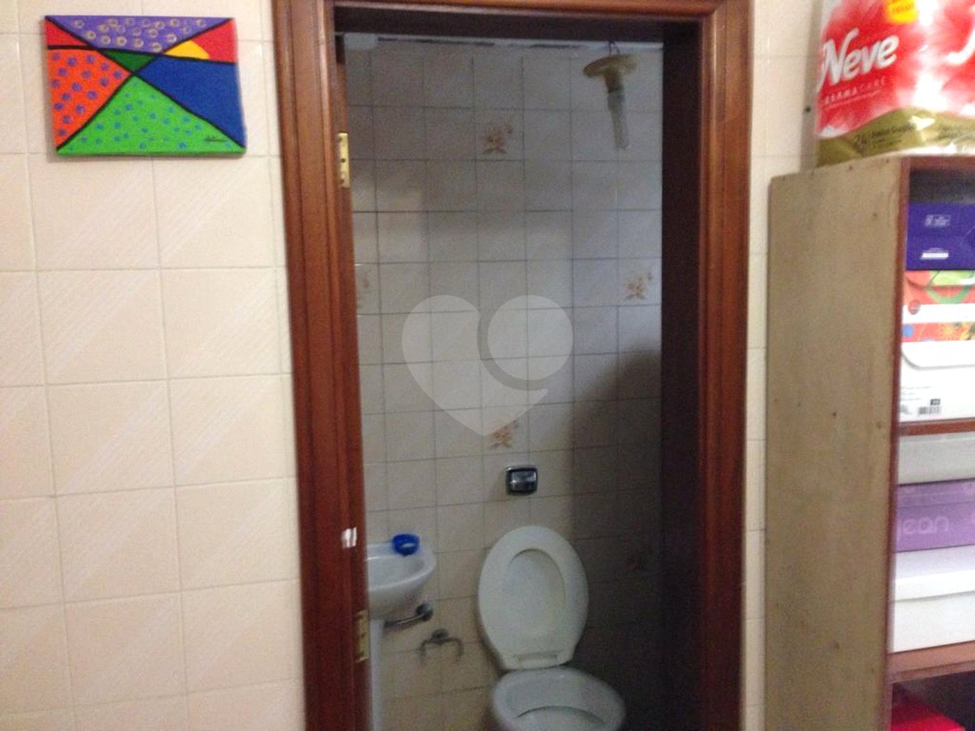 Vende-se Sobrado em Condomínio Fechado – 3 Dormitórios | 180 m²