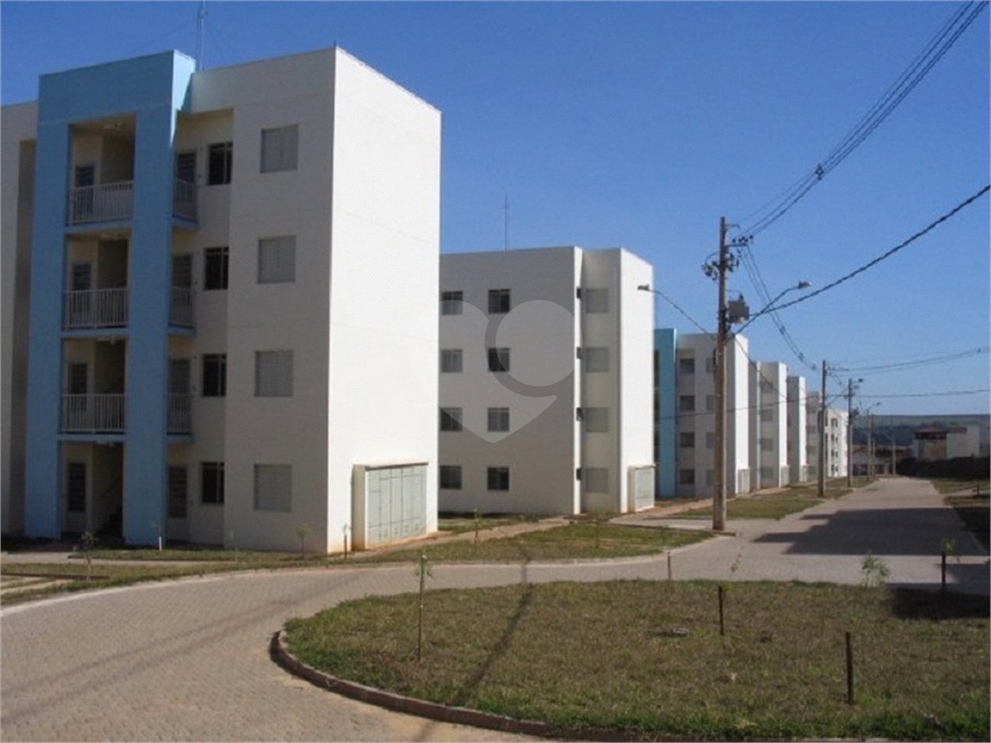 Apartamento no Condomínio Residencial Jardim das Torres.