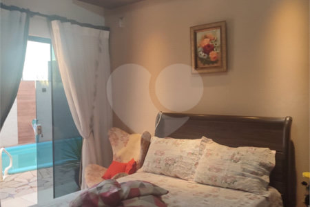 Casa a venda em excelente estado de conservação,