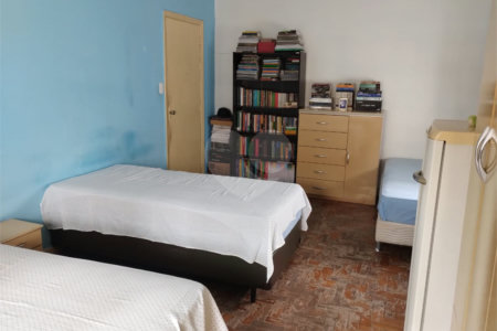 Apartamento 2 dormitórios sendo uma suíte próximo as estações Anhangabaú, Bela Vista e do metrô