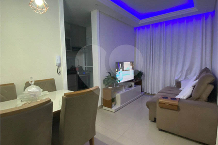 Apartamento à venda no CAMPO LIMPO com 49 m²