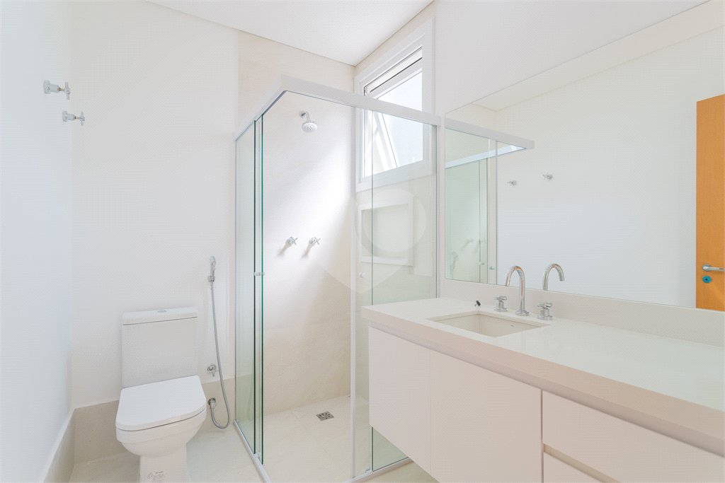Casa à venda com 4 suítes no condomínio Villagio Quadrifolio, São Paulo - SP