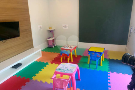 Apartamento 112m2 para venda na Mooca com 3 dormitórios. + 2 vaga. Rua Taquari.