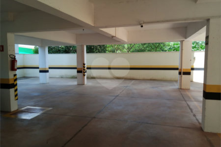 Apartamento com 2 dormitórios.