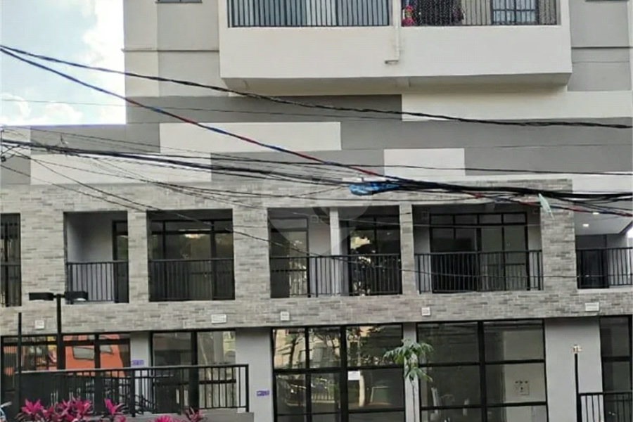 Aluga-se Loja Comercial Nova de 90 m² no Jabaquara