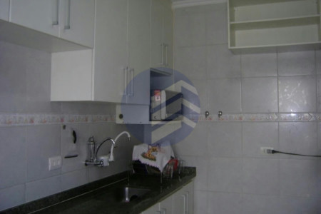 Casa à venda com 3 quartos, sendo 1 suíte, no condomínio Res Green Ville, São Paulo - SP