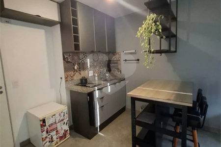 Apartamento c/2 dormitórios, 1 banheiro e Lazer completo á 150 metros do metrô Belém - Mobiliado pronto para morar.