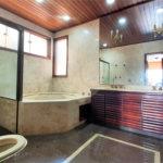 Casa Térrea à venda com 4 quartos, sendo 2 suítes, em Chácara Monte Alegre, São Paulo, SP