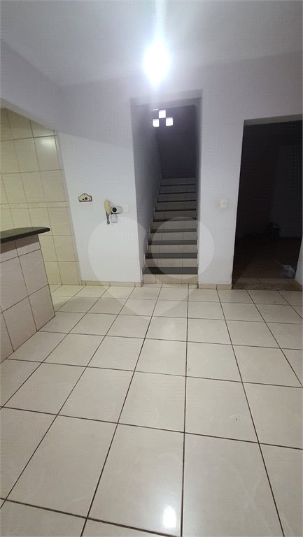 Casa sobrado para venda no Jardim das Torres