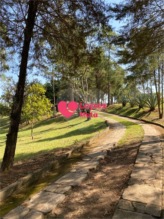 SITIO A VENDA, 33.000,OOM² COM 3 DORMITORIOS 1 SENDO SÚITE, 2 BANHEIROS, BAIRRO BOA VISTA, CAÇAPAVA