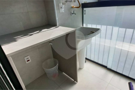 Apartamento á venda em Moema 75m² 2 Suítes 2 Vagas