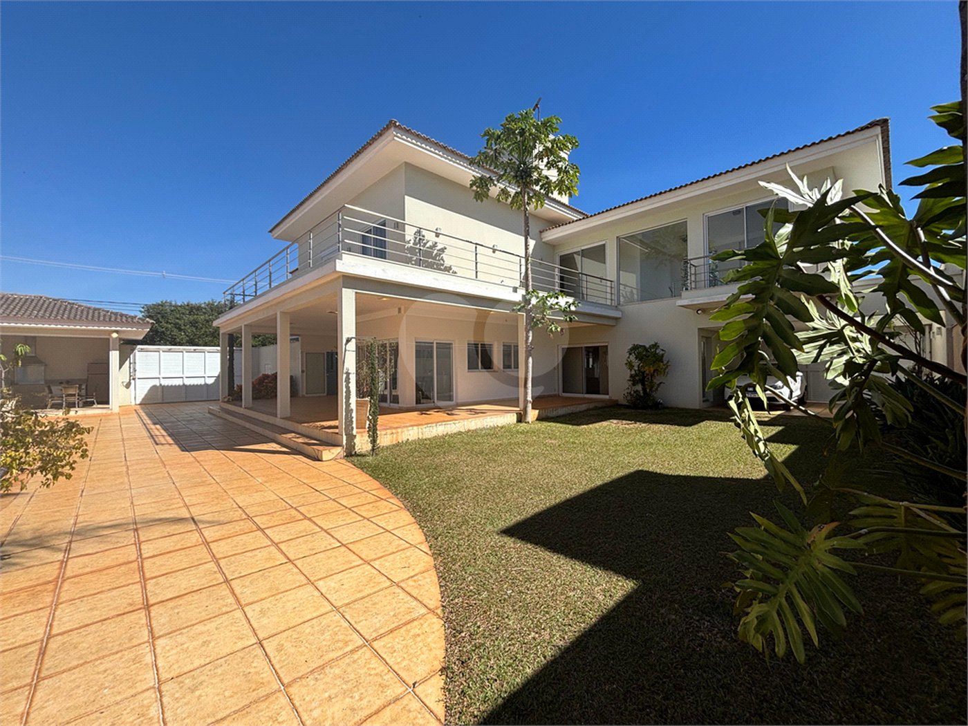 Casa á venda condomínio Damha I