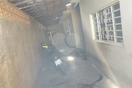 Sobrado no Cidade Aracy .