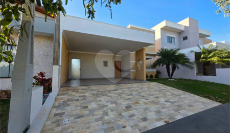 Casa à venda com 3 quartos, sendo 2 suítes,  no condomínio Village Damha III, São Carlos - SP