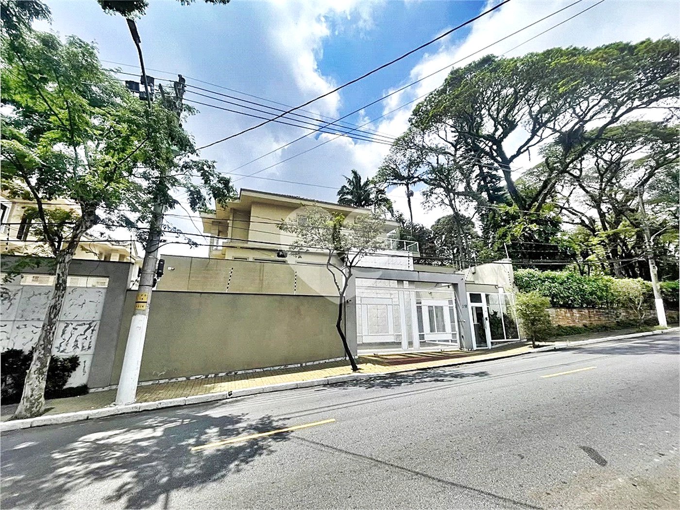 Casa de Condomínio Tucuruvi | 439m² | 4 Suítes | 6 Vagas | Espaço Gourmet Lazer