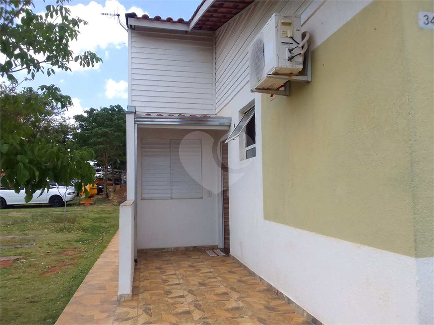 Linda casa no Condomínio Moradas 3
