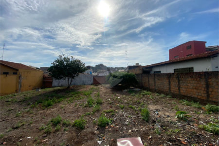 Terreno bem localizado na Vila Boa Vista 1