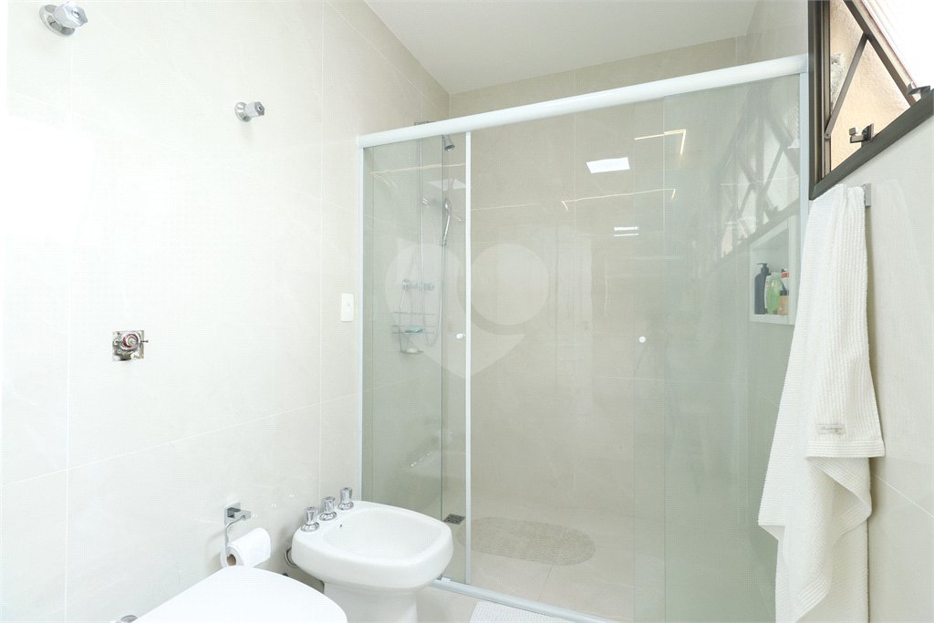 Apartamento à venda com 4 quartos, sendo 3 suítes, em Campo Belo, São Paulo, SP