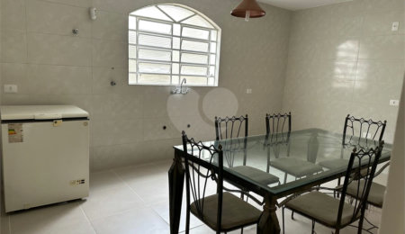Casa à venda com 4 quartos, sendo 1 suíte, em Jabaquara, São Paulo, SP