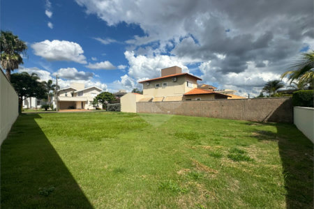 Terreno à venda no condomínio Swiss Park, São Carlos - SP