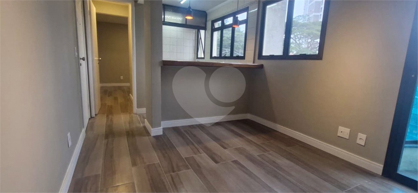 Aparrtamento Vila Mariana 1 dorm, 35m² 1 vaga, piscina