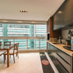 Apartamento à venda com 3 quartos, sendo 2 suítes,  em Riviera de São Lourenço, Bertioga, SP