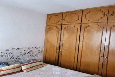 Apartamento a venda no bairro da Mooca, São Paulo.