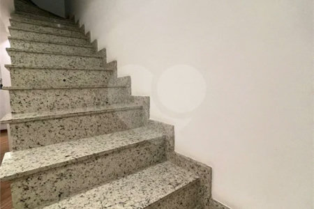 Cobertura na Mooca para locação ou compra