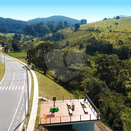 Vende-se terreno em Itatiba no condomínio Ecologie.