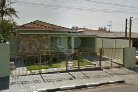 Casa a venda com 3 dormitórios sendo uma suíte em Ibaté