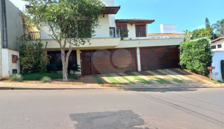 Casa Térrea à venda com 5 quartos, sendo 3 suítes,  em Parque Santa Mônica, São Carlos, SP
