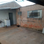 Casa térrea para venda, com 2 dormitórios.