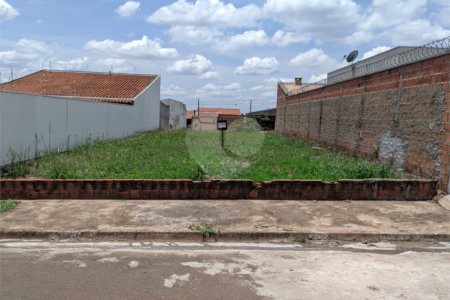 Terreno no Jardim Embare