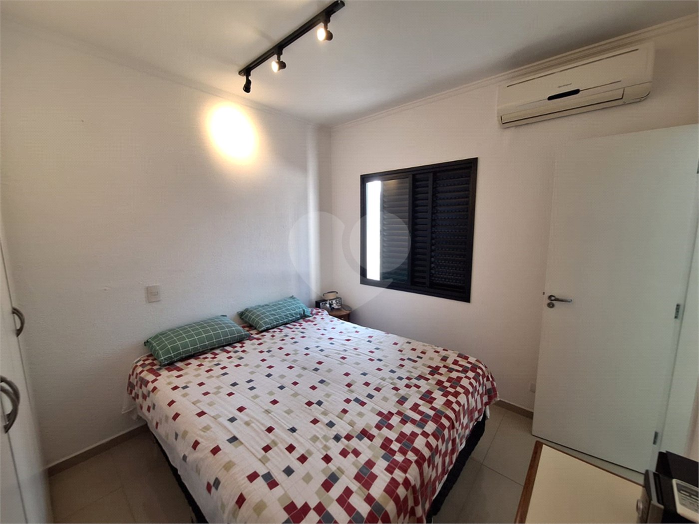 Apartamento à venda com 2 quartos, sendo 1 suíte,  em Morumbi, São Paulo, SP